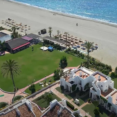 Casa Mercurio Villacana - Right By The Beach * Estepona