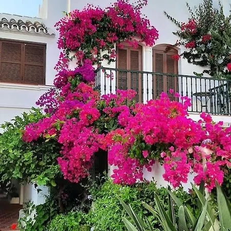 Casa Mercurio Villacana - Right By The Beach Daire Estepona